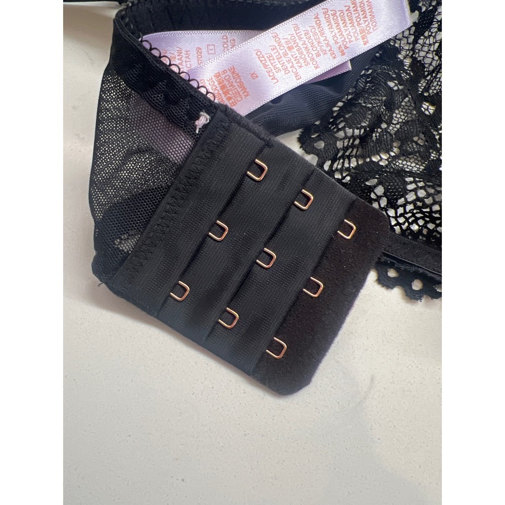 Savage X Fenty Black Floral Lace Garter Belt Rose Gold Hardware NWT 2X - Picture 7 of 9